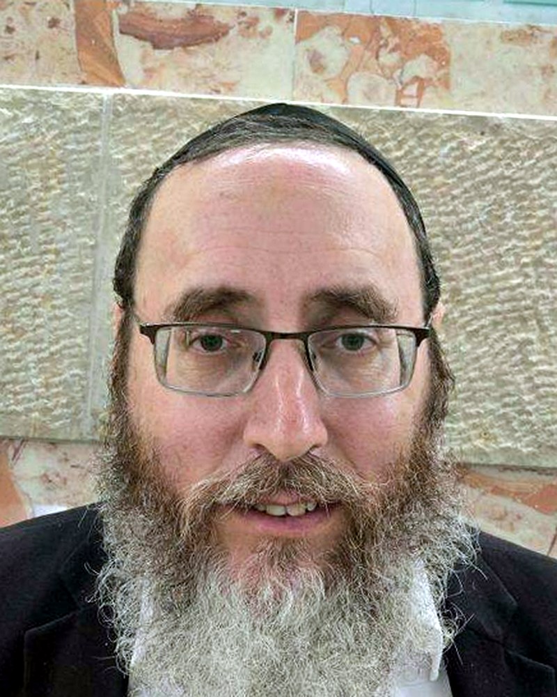 Rabbi Doniel Berger, Office Manager at Yeshivat Lev Aharon