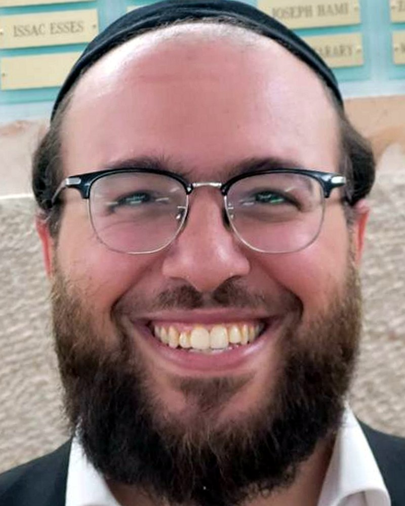 Rabbi Zach Stern, Second Year Rabbi at Yeshivat Lev Aharon
