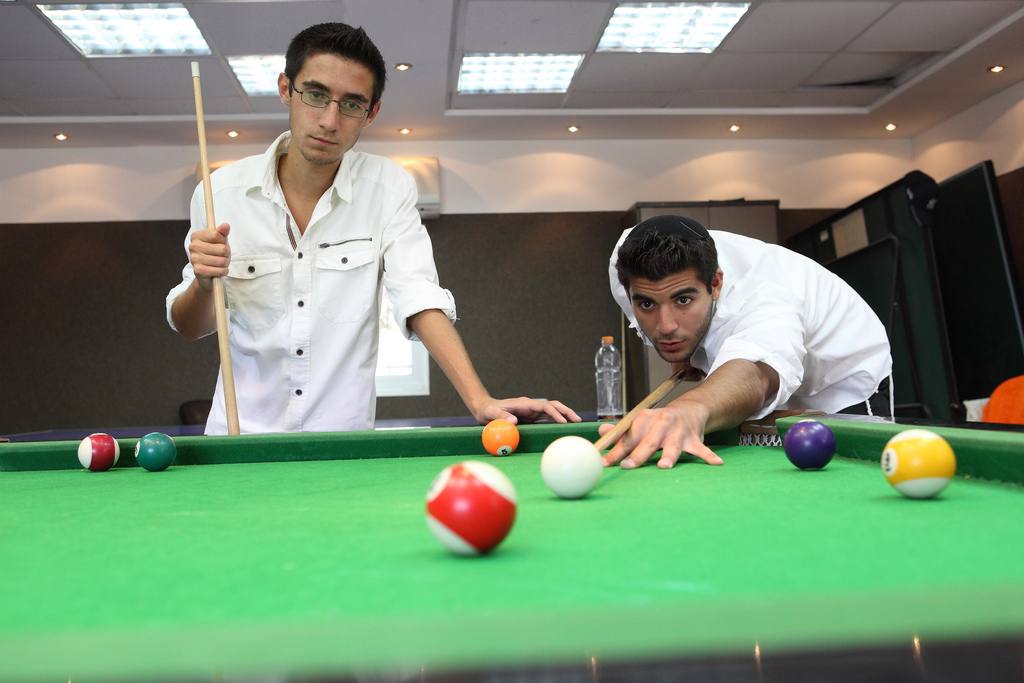 Yeshivat Lev Aharon students and rabbanim — yeshiva gallery photo