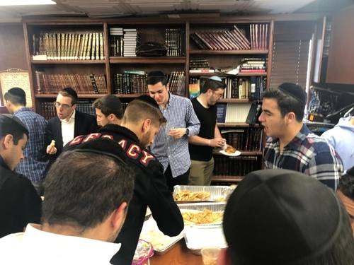 Yeshivat Lev Aharon students and rabbanim — yeshiva gallery photo